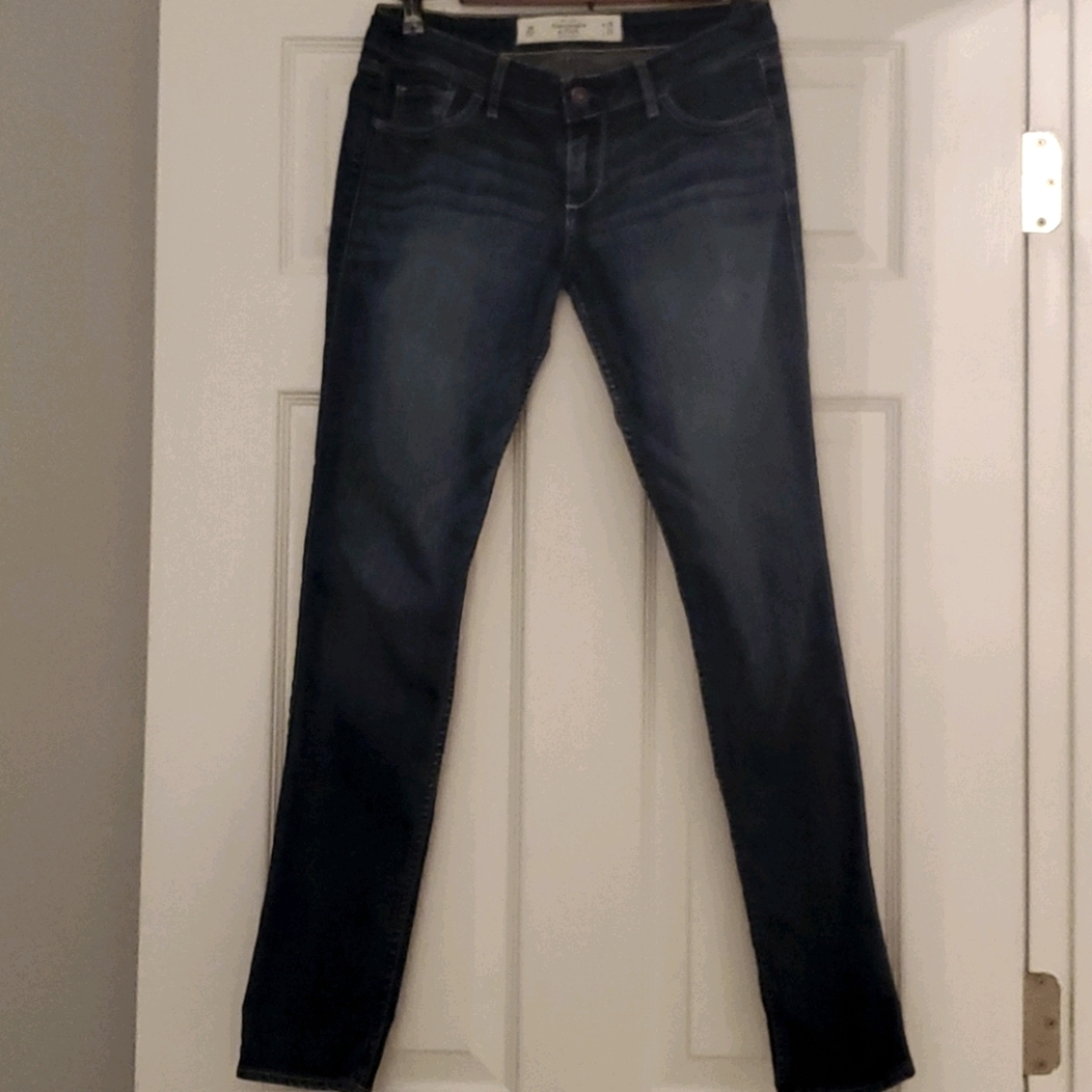 Abercrombie & Fitch Skinny Jeans Size 2R